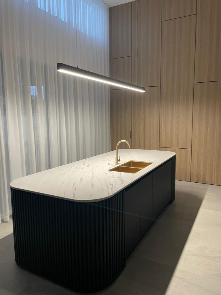 Functional Lighting and Aesthetic Lighting: Key Distinctions